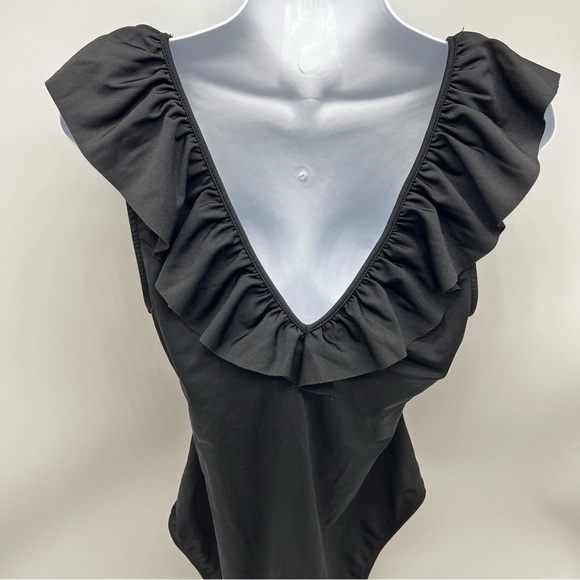 Zara Black Textured V-Neck Top - Picture 5 of 8